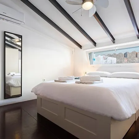 Livemalaga Cervantes Attic & Terrace Apartment *