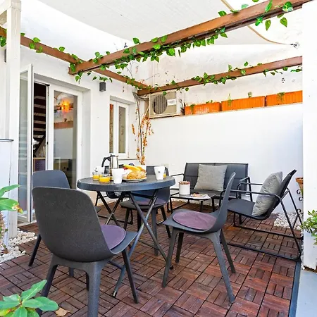 Livemalaga Cervantes Attic & Terrace Apartment